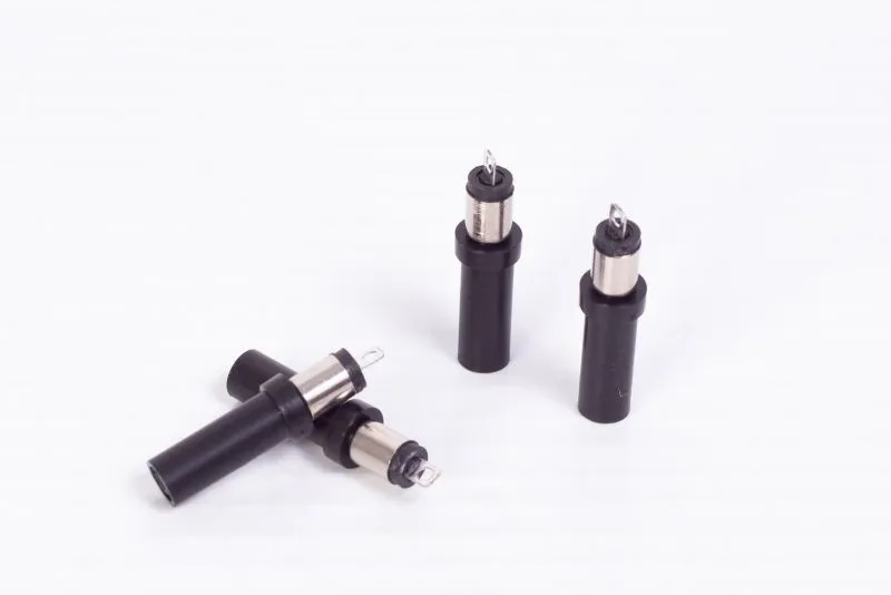 Peças plásticas para eletrônica